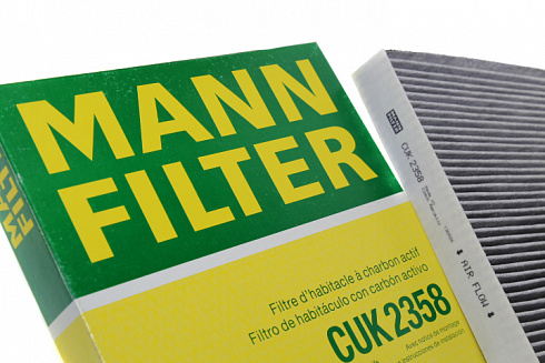 Фильтр салона MANN CUK2358 угольный