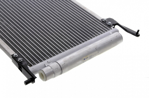 Радиатор кондиционера 1118 PANASONIC LUZAR LRAC0118