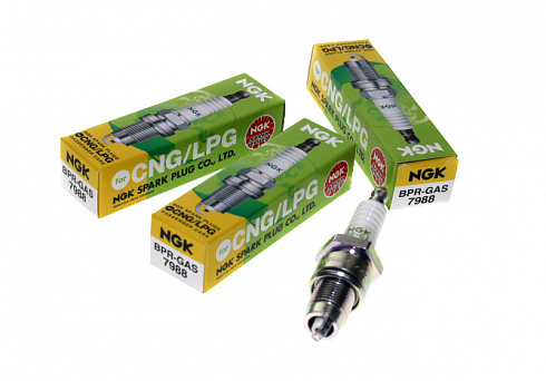 Свечи NGK №7988 BPR-GAS 2108-10 8клап. инжектор (под газ)